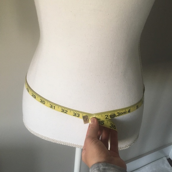 Mannequin Measurements - Picture 4 of 4